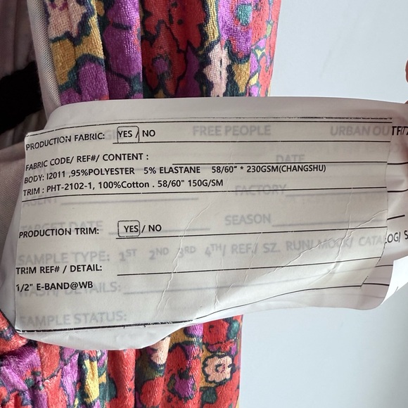 Free People Giselle Velvet Billowy Wide Leg Jumpsuit Deep V Neck Floral Print S - Picture 12 of 16